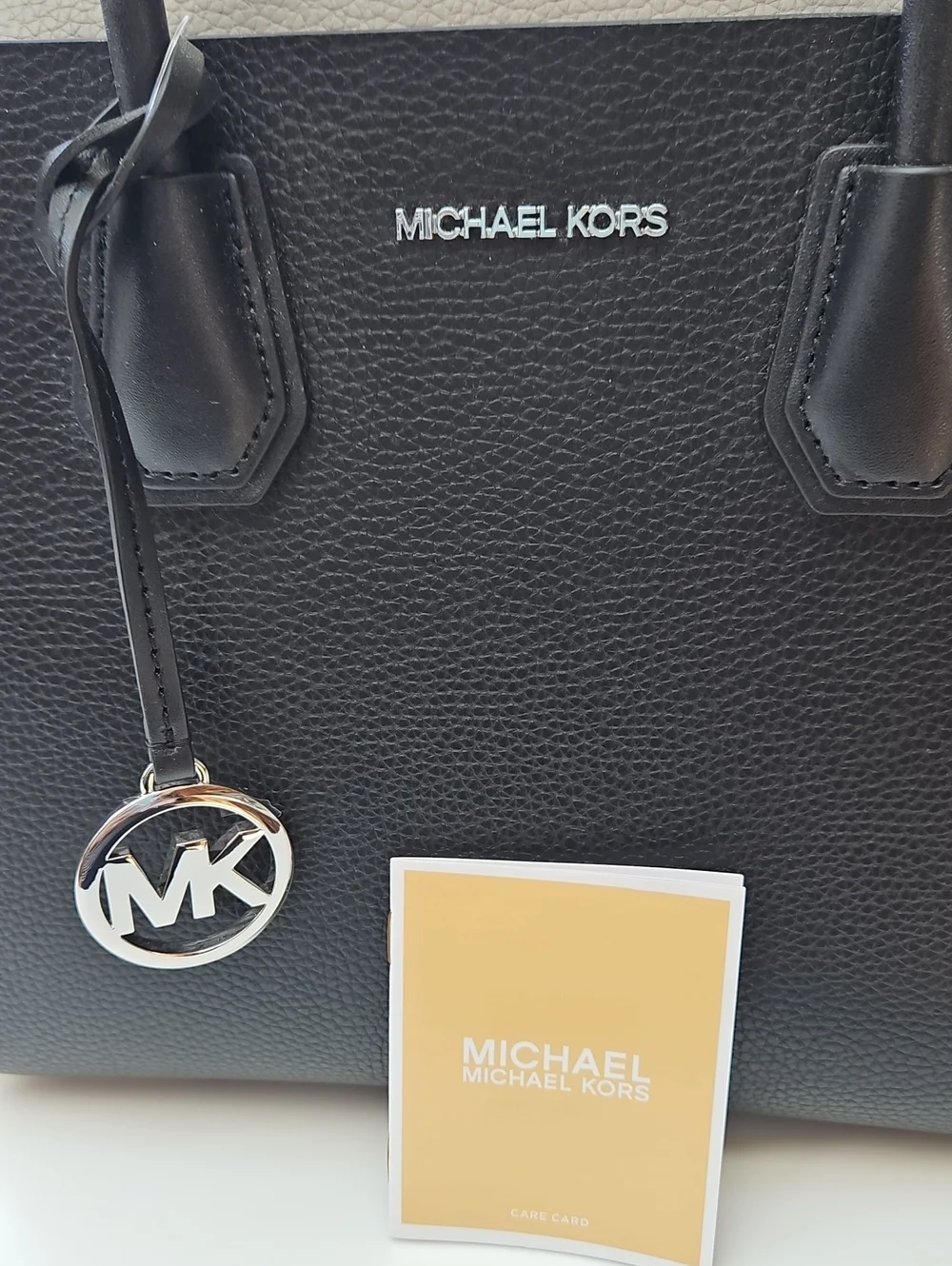 ✨️ PRICE DROP! MICHAEL KORS NWT Black Colorblock Leather Satchel - Picture 9 of 15